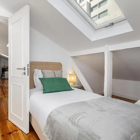 Whome Brand New Rooftop With River View