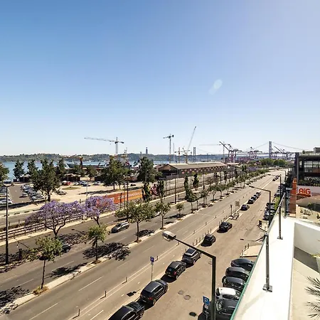 Apartmán Whome Brand New Rooftop With River View