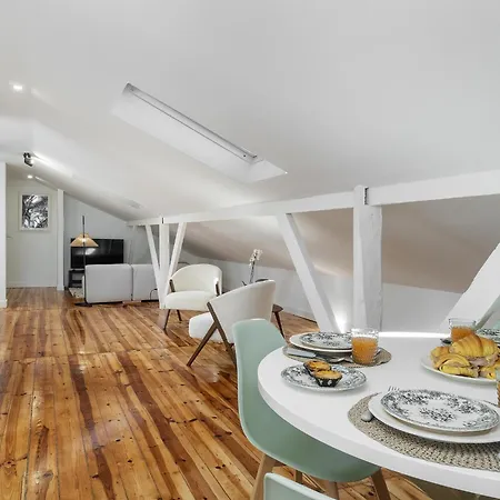 Lägenhet Whome Brand New Rooftop With River View *